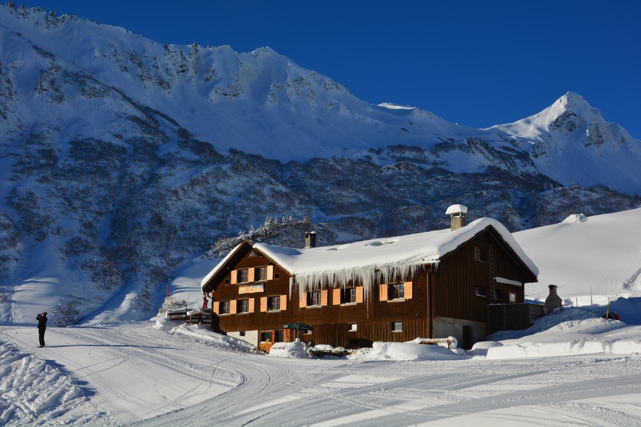 Alm - Chalet Domig Villa Damuels Bagian luar foto